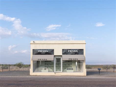 tiny prada marfa location